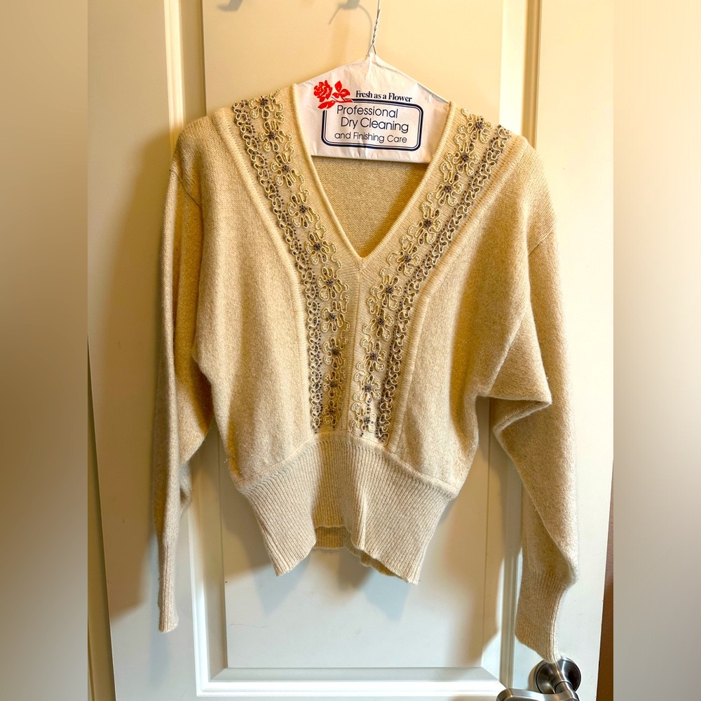 Charming vintage beaded V-Neck sweater- perfect for the holiday season!